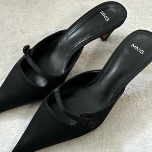 NWOT | Mango | Satin Kitten-Heel Shoes | Size 37